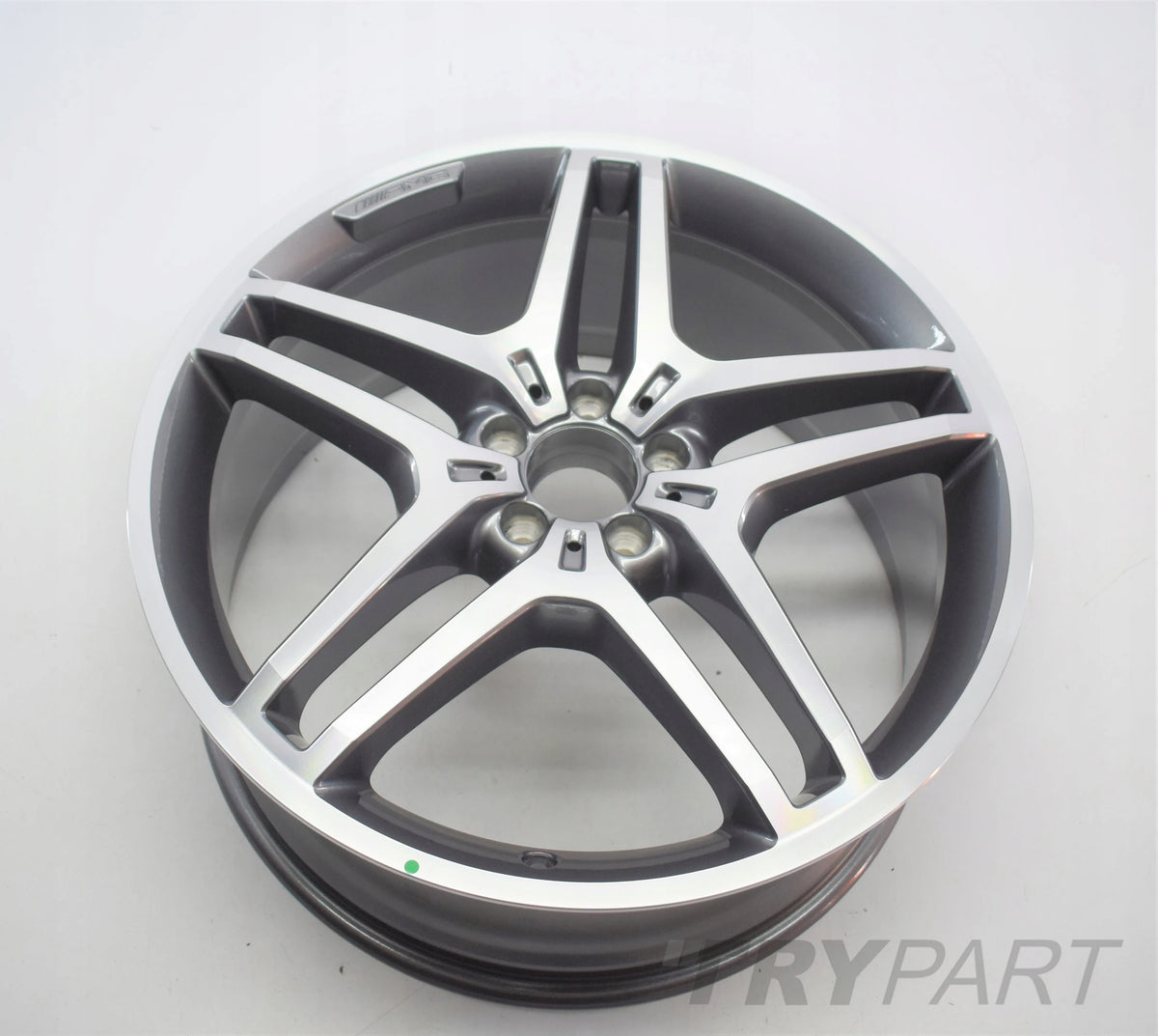 21" Mercedes W166 AMG Wheel 9Jx21 ET53.5 Original New!