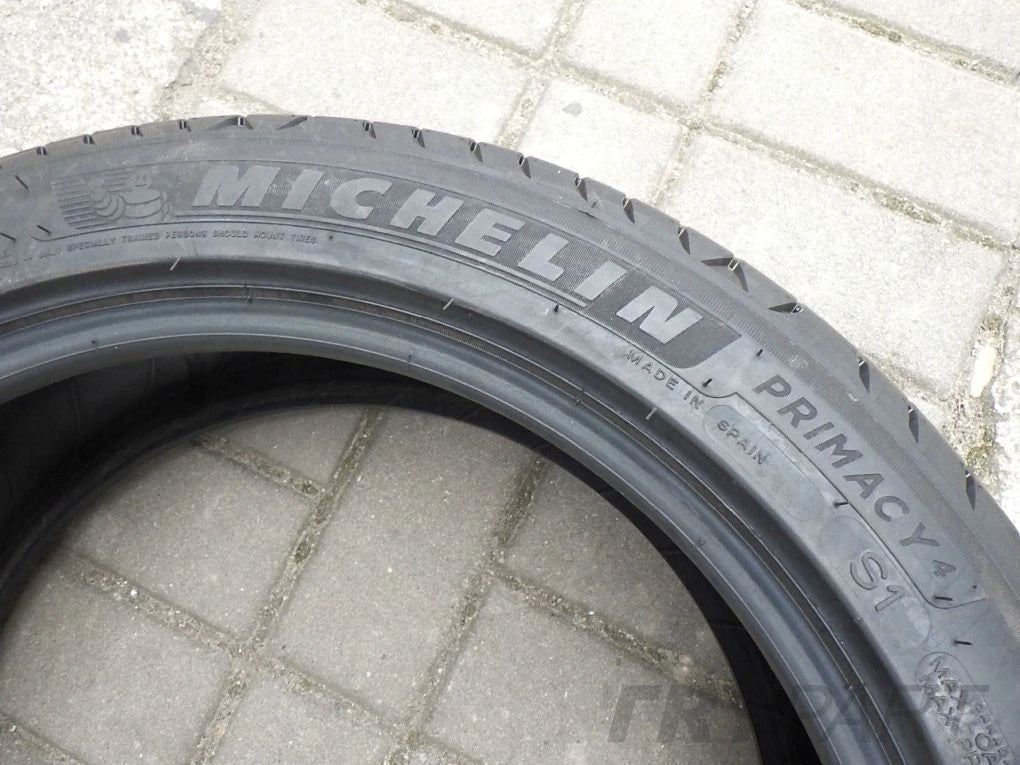 Michelin PRIMACY 4 225 45 R17 94V Tire