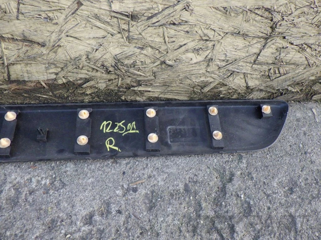 RENAULT TWINGO III 3 14- 828201148R Rear Right Door Moulding