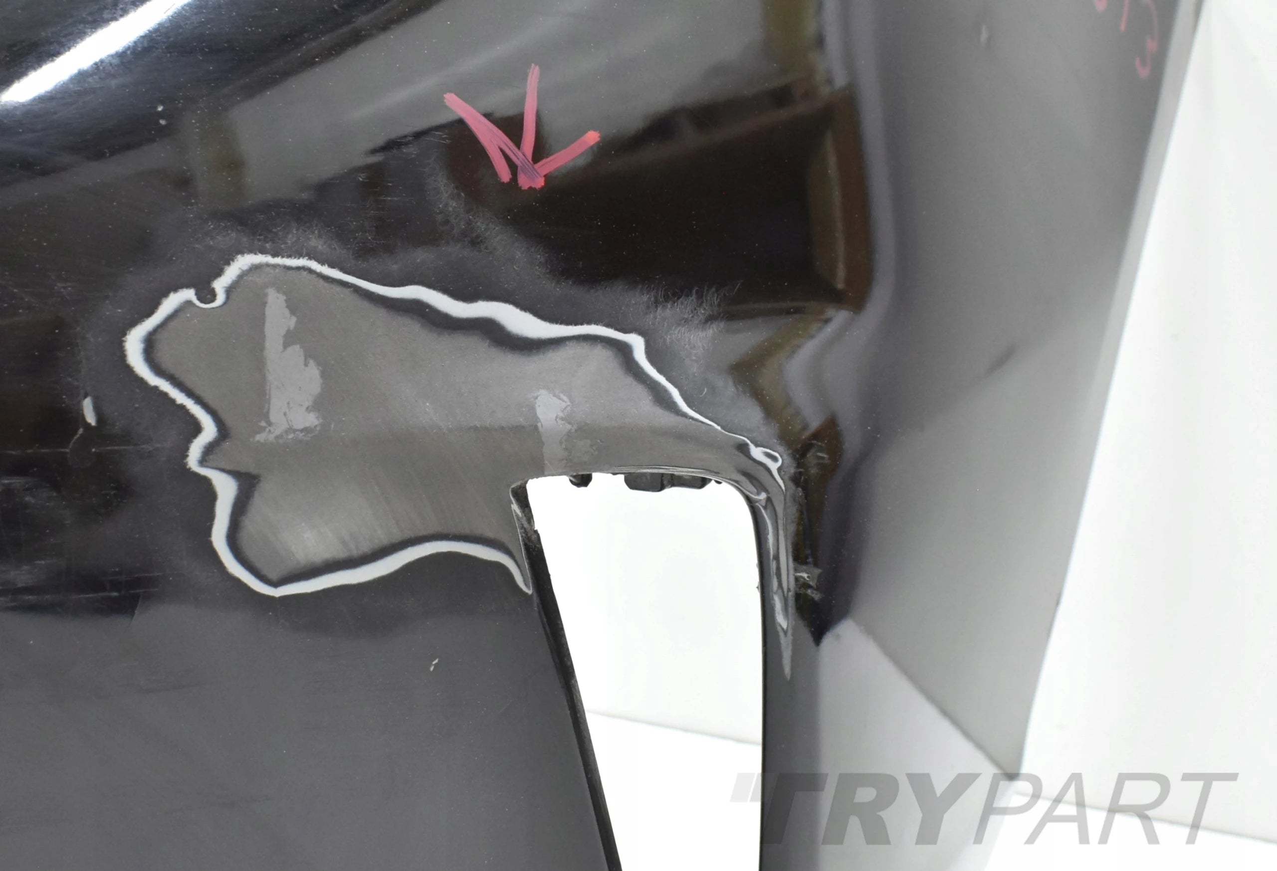 TOYOTA PRIUS PLUS + FRONT BUMPER ORG 12-15