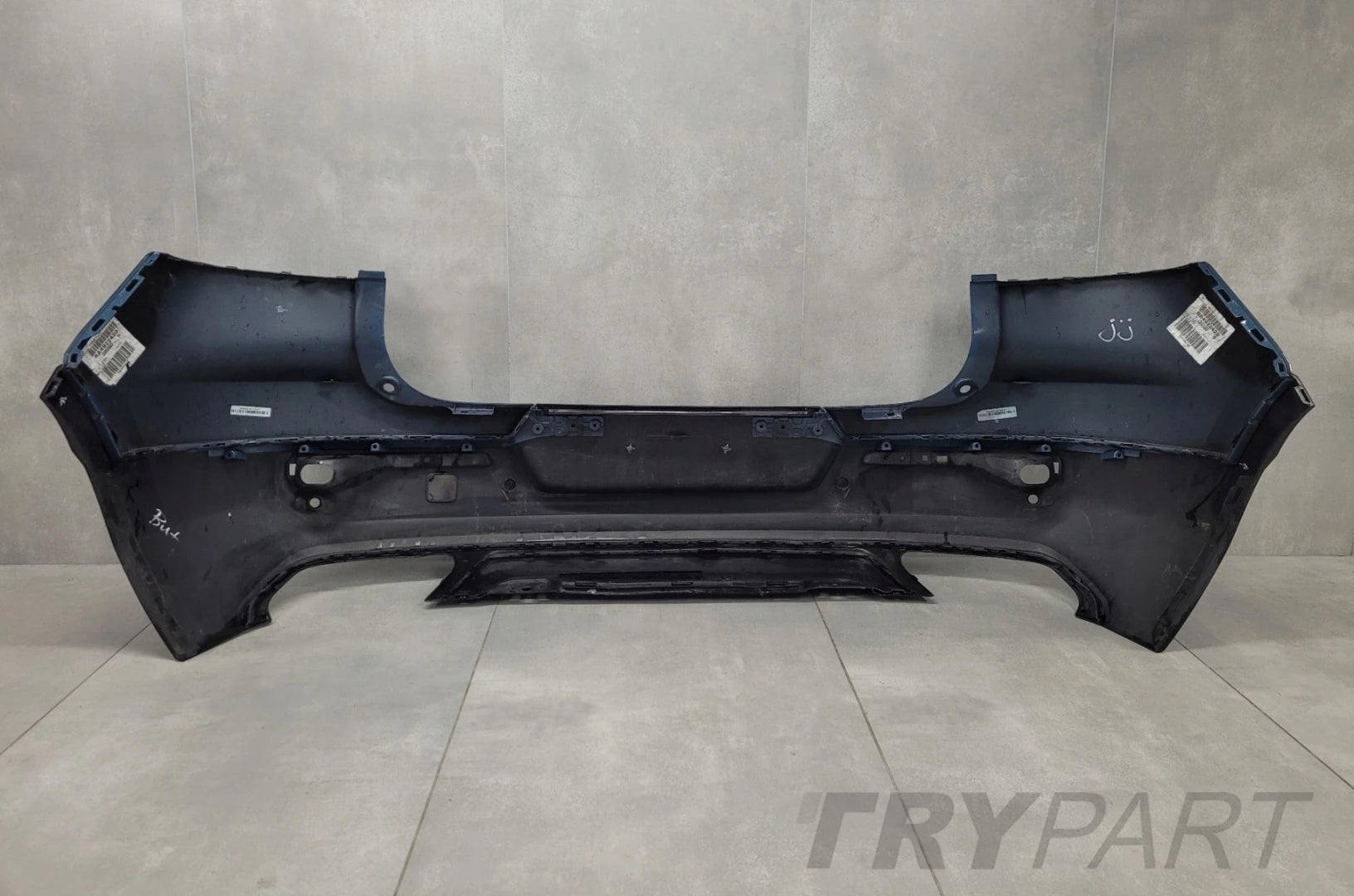 Rear Bumper Volvo XC40 XC 40 R-Design 17-