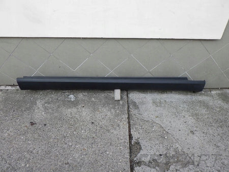 MERCEDES GLE 167 W167 19- Right Door Sill Trim Strip