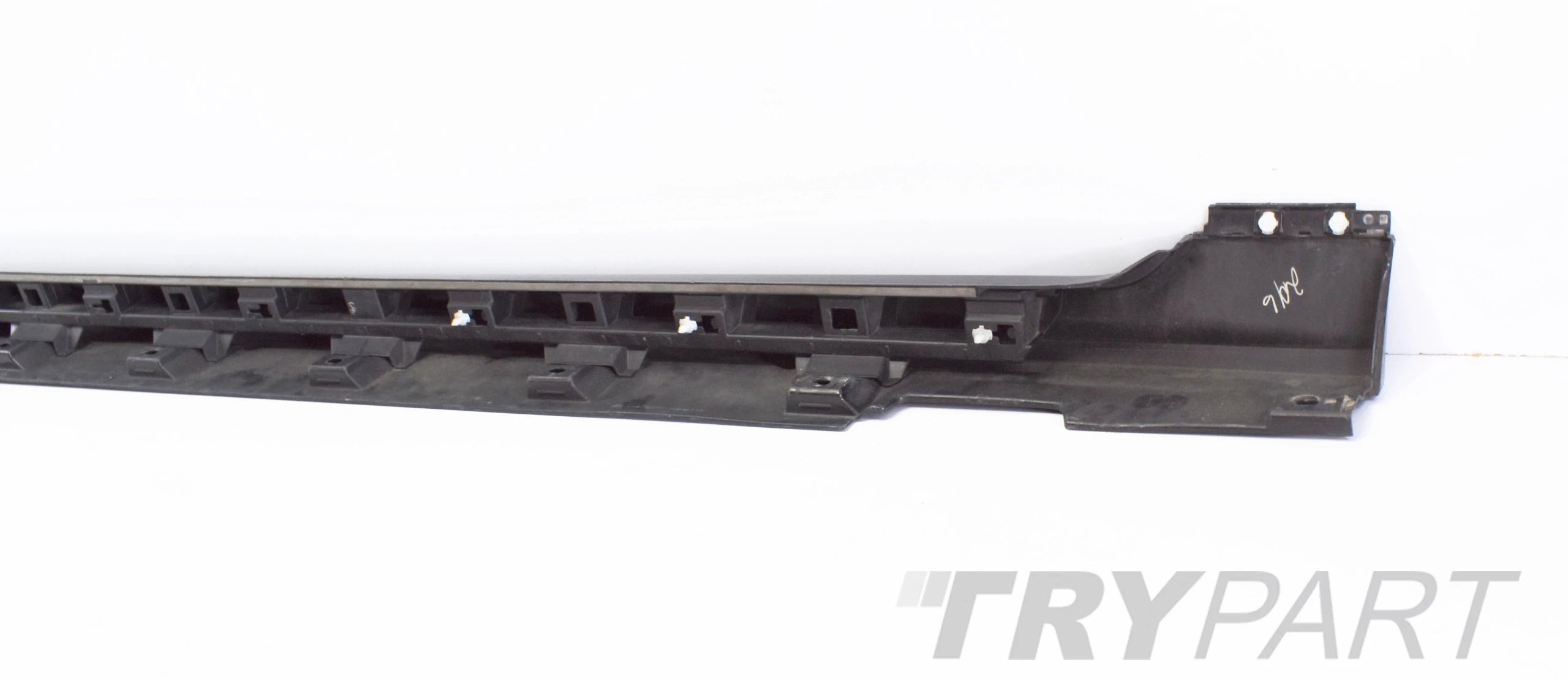 VW PASSAT B8 R LINE RIGHT SILL GUARD+FRAME