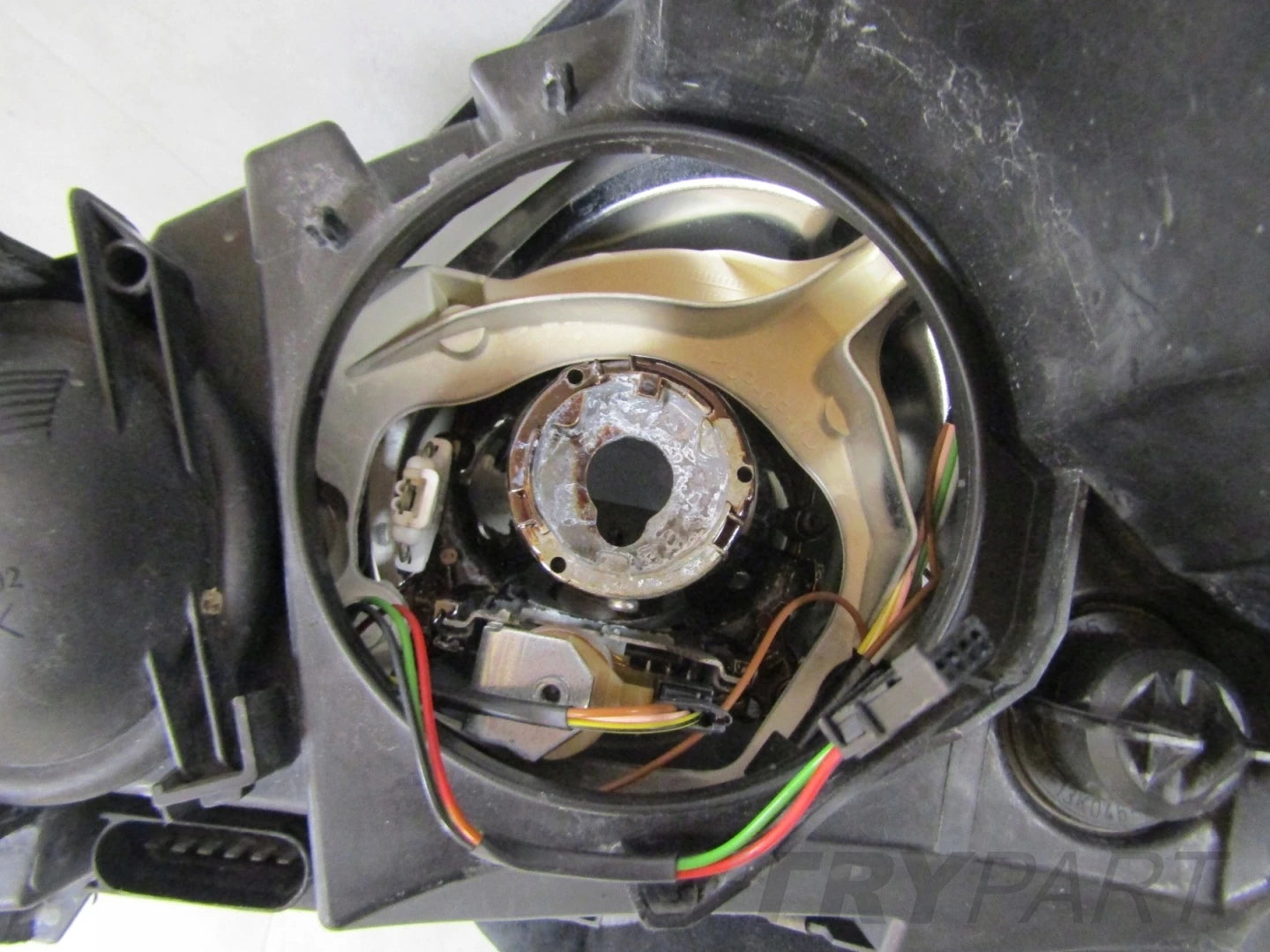 MERCEDES A-CLASS W169 HEADLIGHT RH RIGHT XENON 04-A1698201261