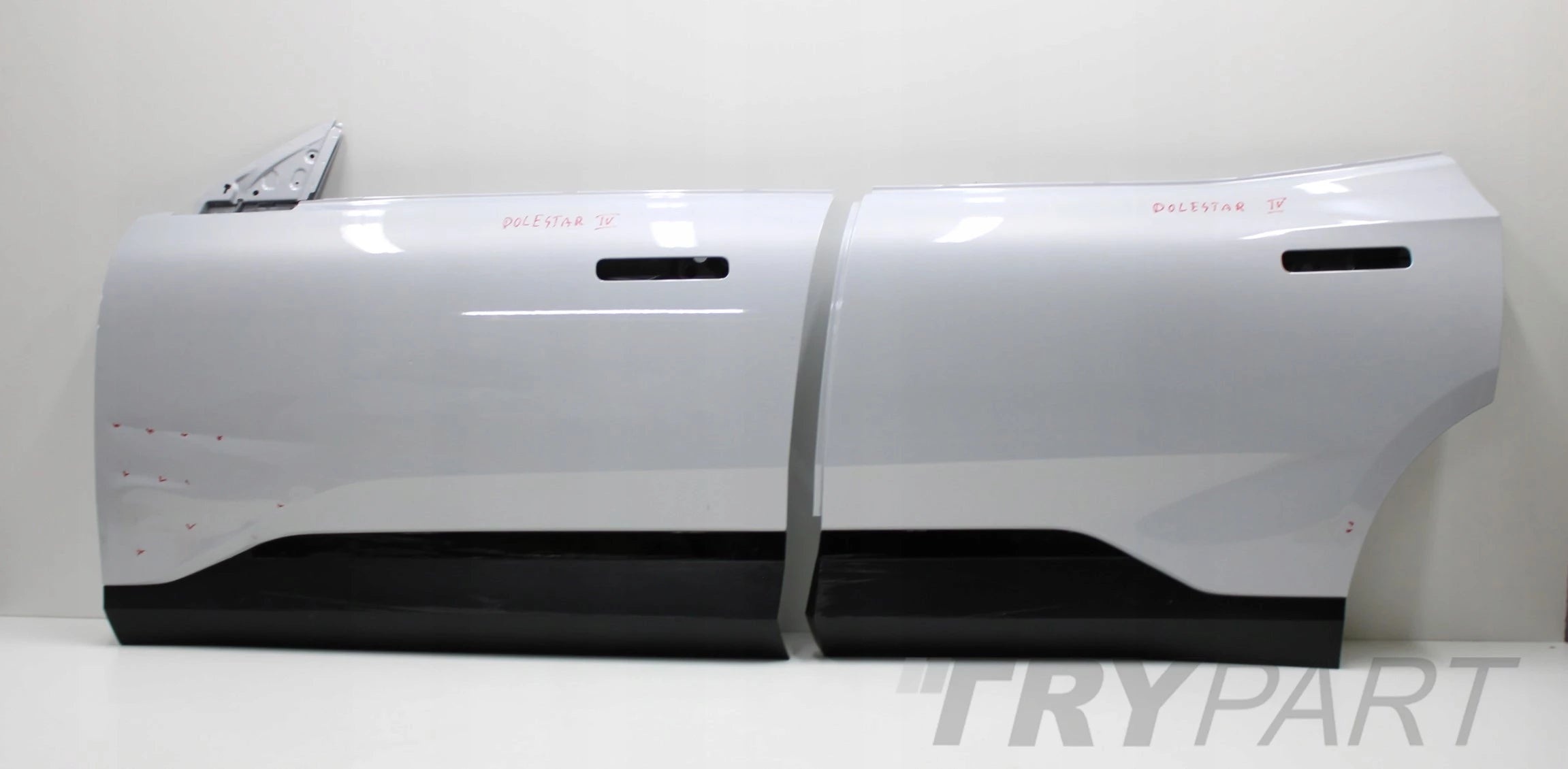 POLESTAR IV 4 DOOR LEFT REAR ORIGINAL W/ STRIP