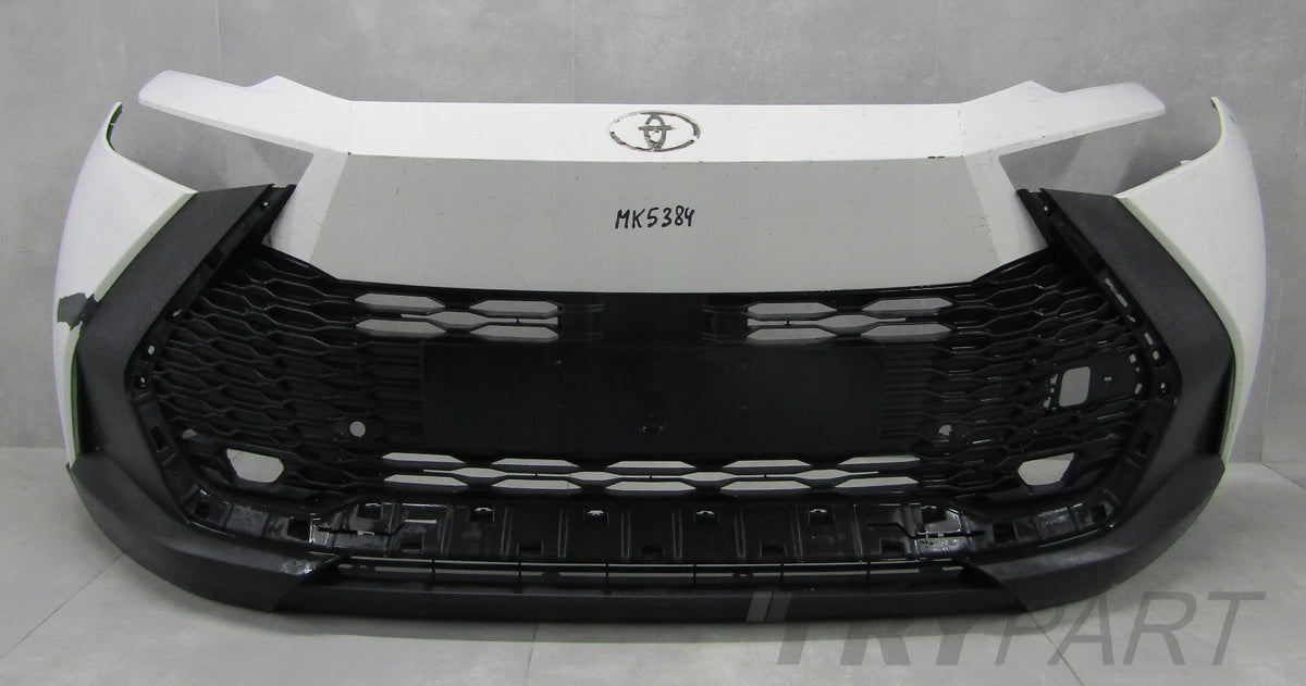 TOYOTA C-HR CHR II 23- Front Bumper (+ reinforcement)