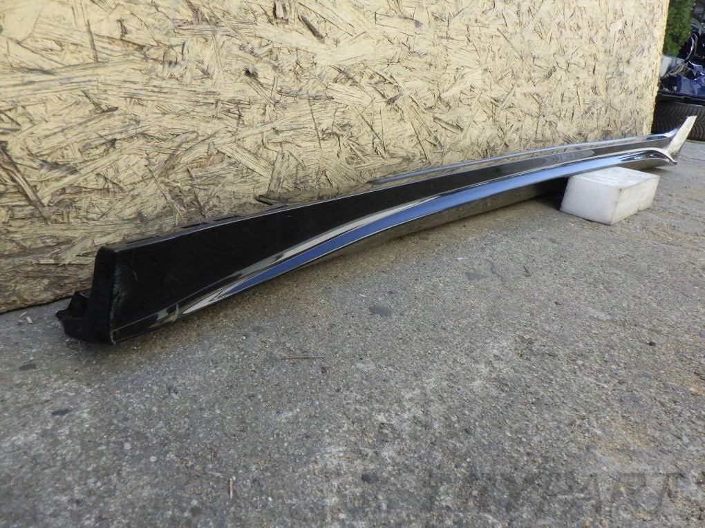 AUDI A5 SPORTBACK 8W 8W8 20- Left Sill Trim Strip