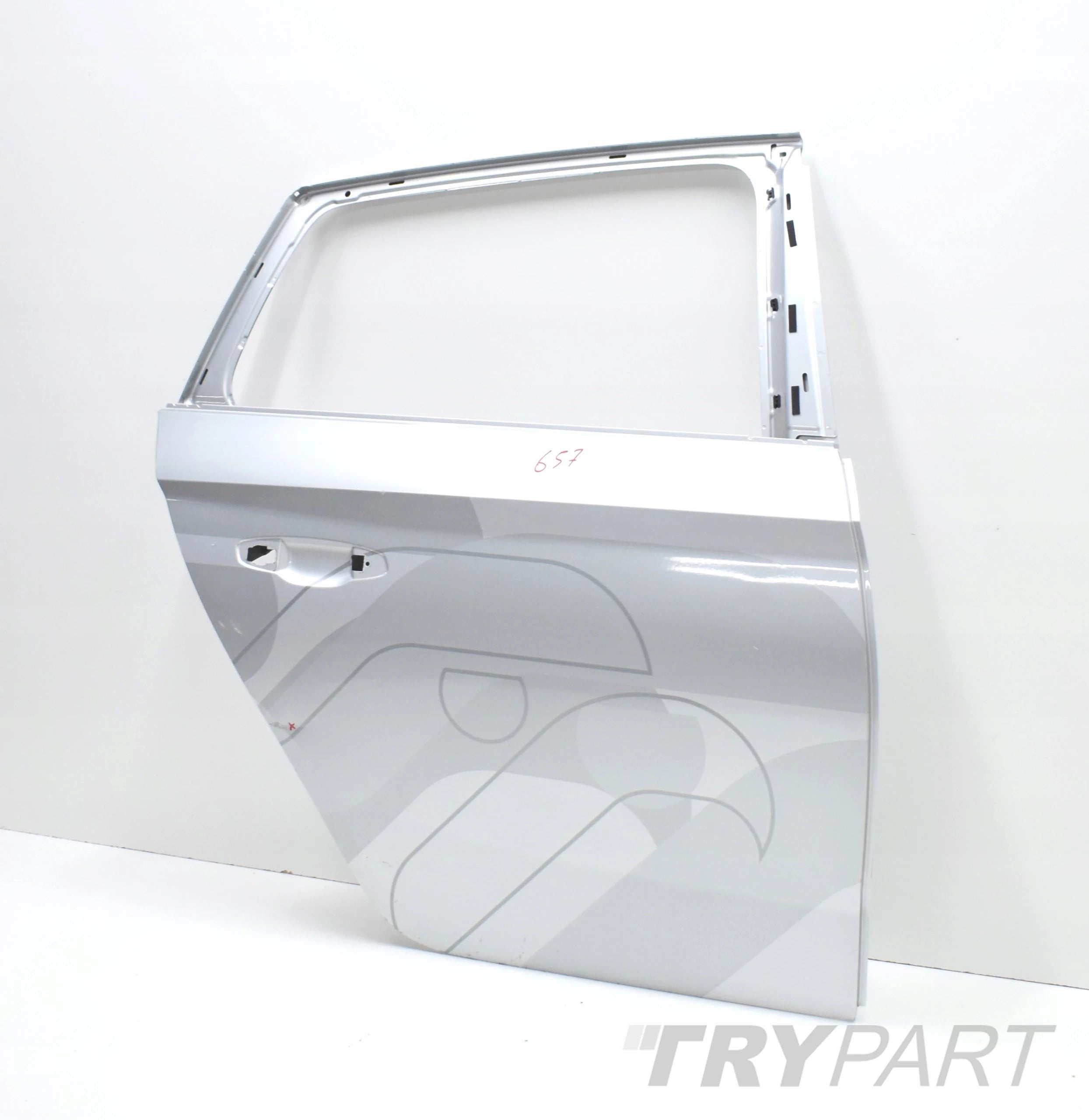 SKODA SCALA 657 RIGHT REAR DOOR ORG