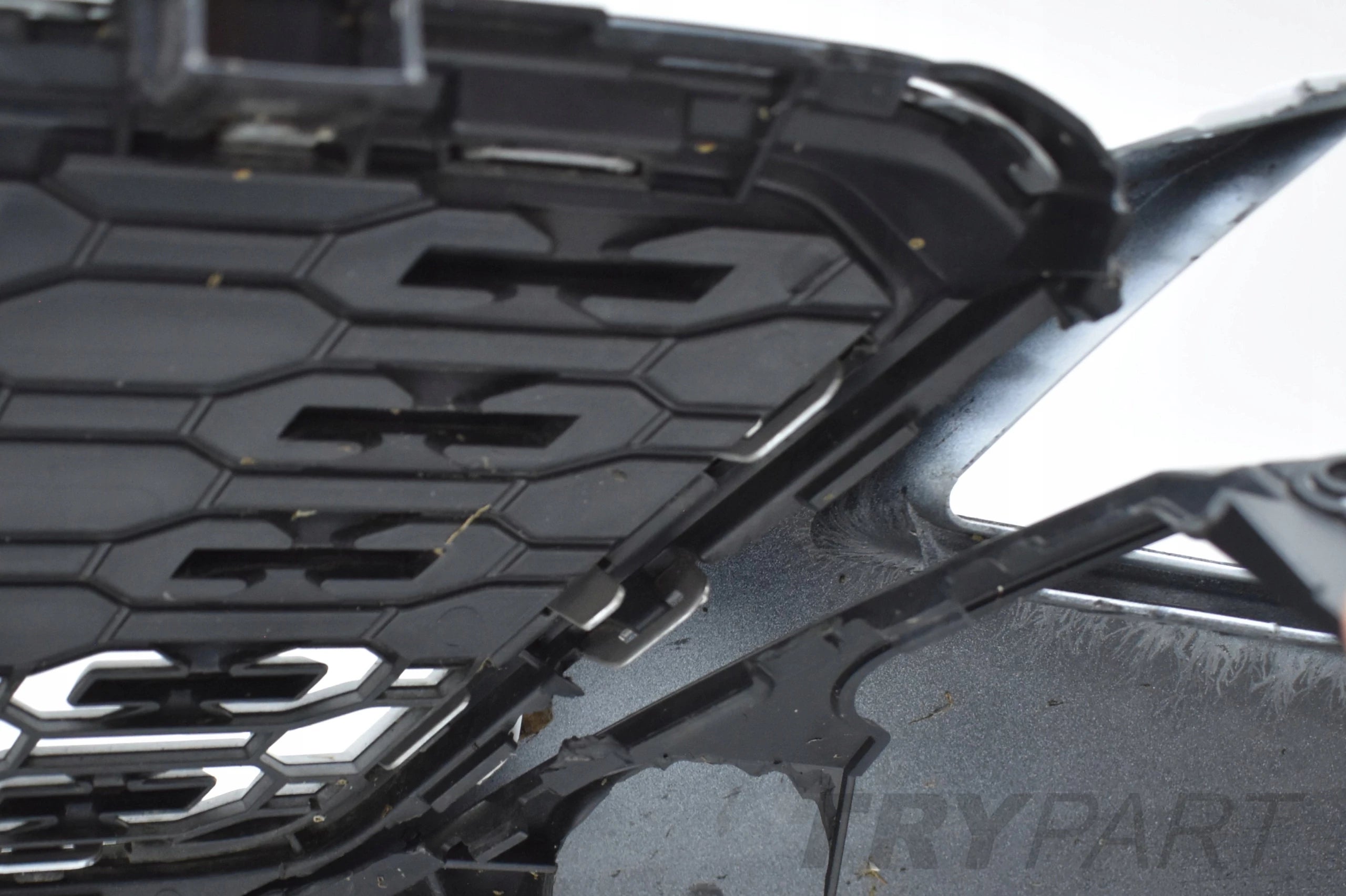 SEAT ARONA 6F9 FRONT BUMPER ORG + CHROME