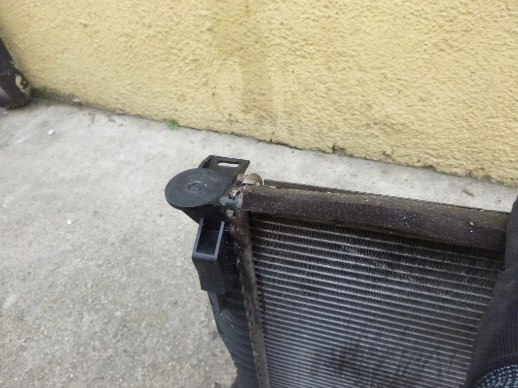 FORD MONDEO MK4 2.0TDCI Water Radiator