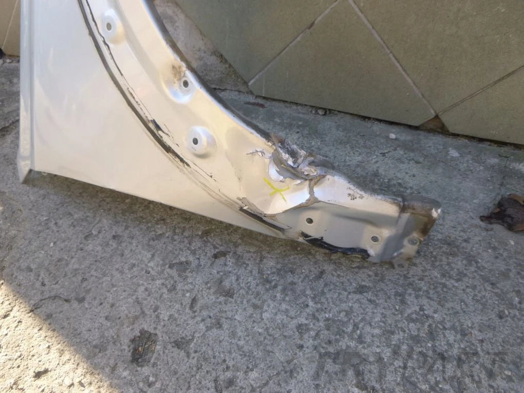 SUBARU OUTBACK LEGACY IV Front Right Fender