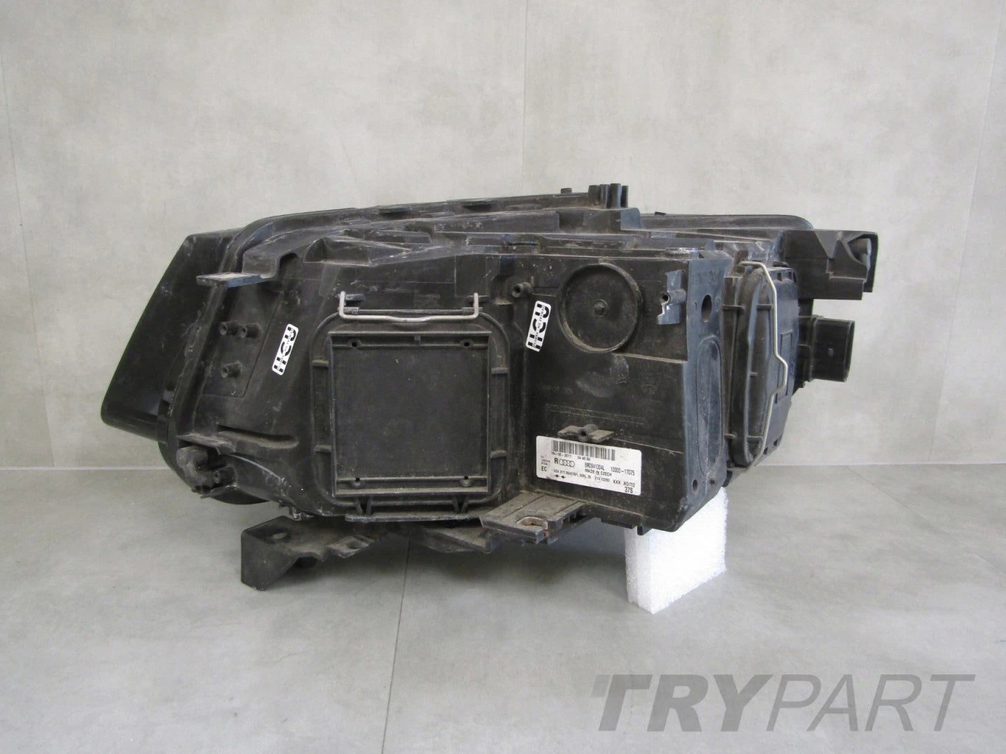 AUDI Q5 8R0 08-12 HEADLIGHT STANDARD RH RIGHT 8R0941004L
