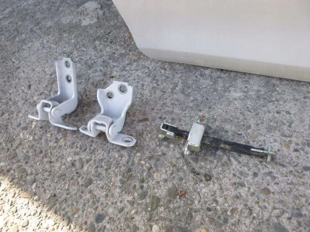 SUZUKI SWIFT MK8 2018 18- Door Limiter