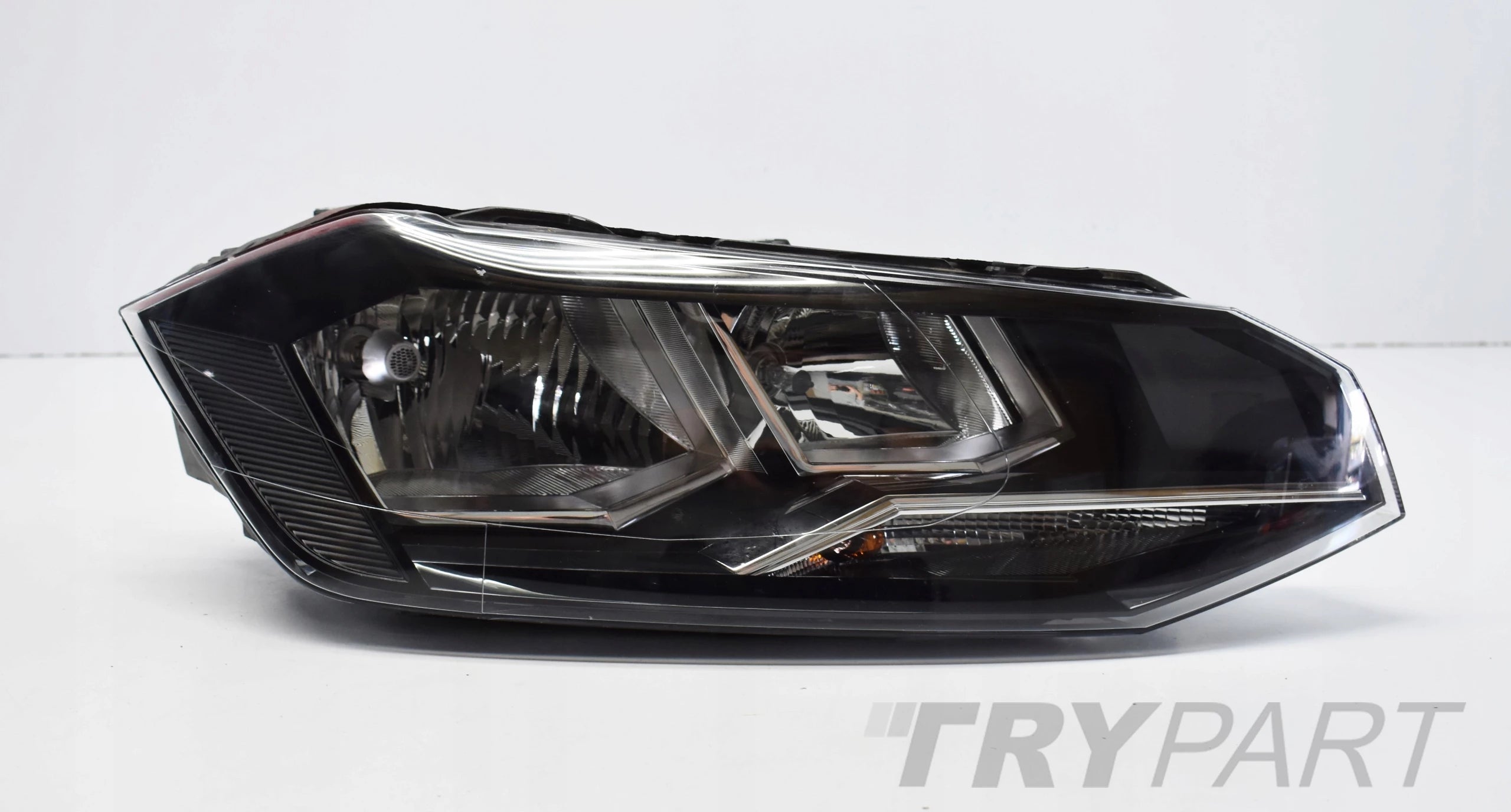 VW POLO VI 2G RIGHT FRONT HEADLIGHT EU ORG