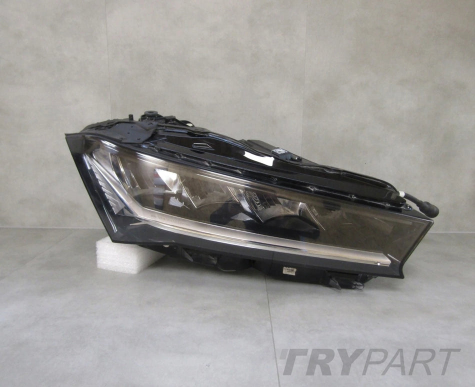 SKODA SUPERB IV LED HEADLIGHT 3P1 23- RH 3P1941016