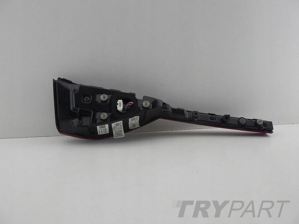 KIA PROCEED III 3 18- Right Rear Lamp