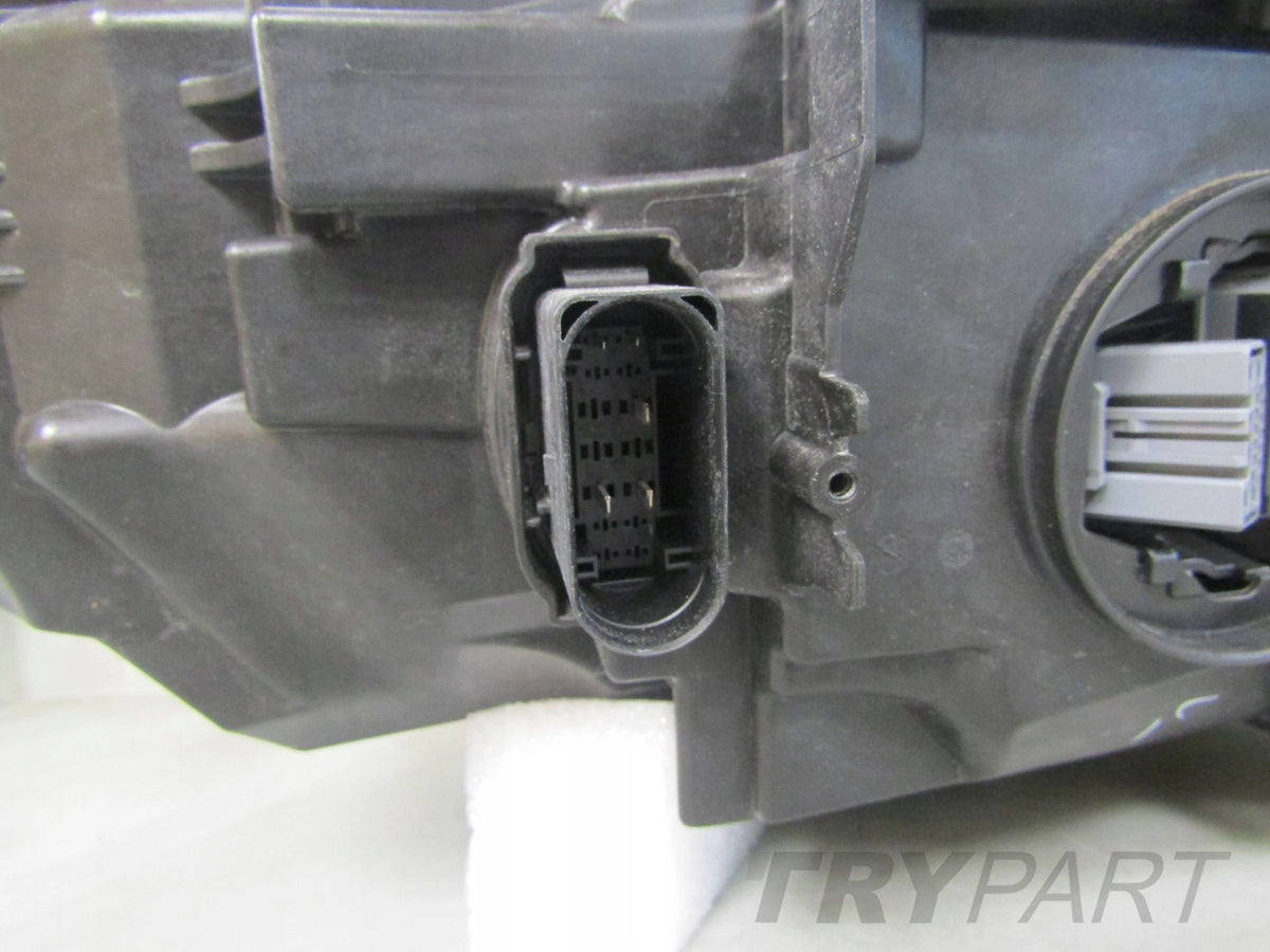 POLESTAR II 2 FRONT LAMP FULL LED BASE 20- LH LEFT P32404655