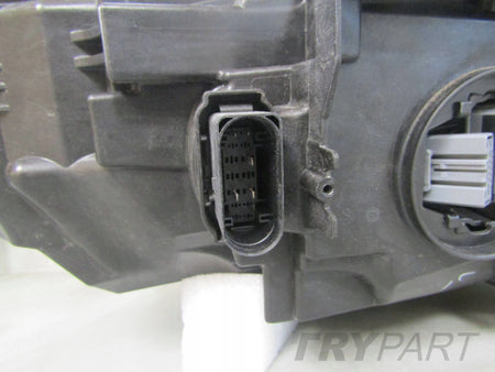 POLESTAR II 2 FRONT LAMP FULL LED BASE 20- LH LEFT P32404655