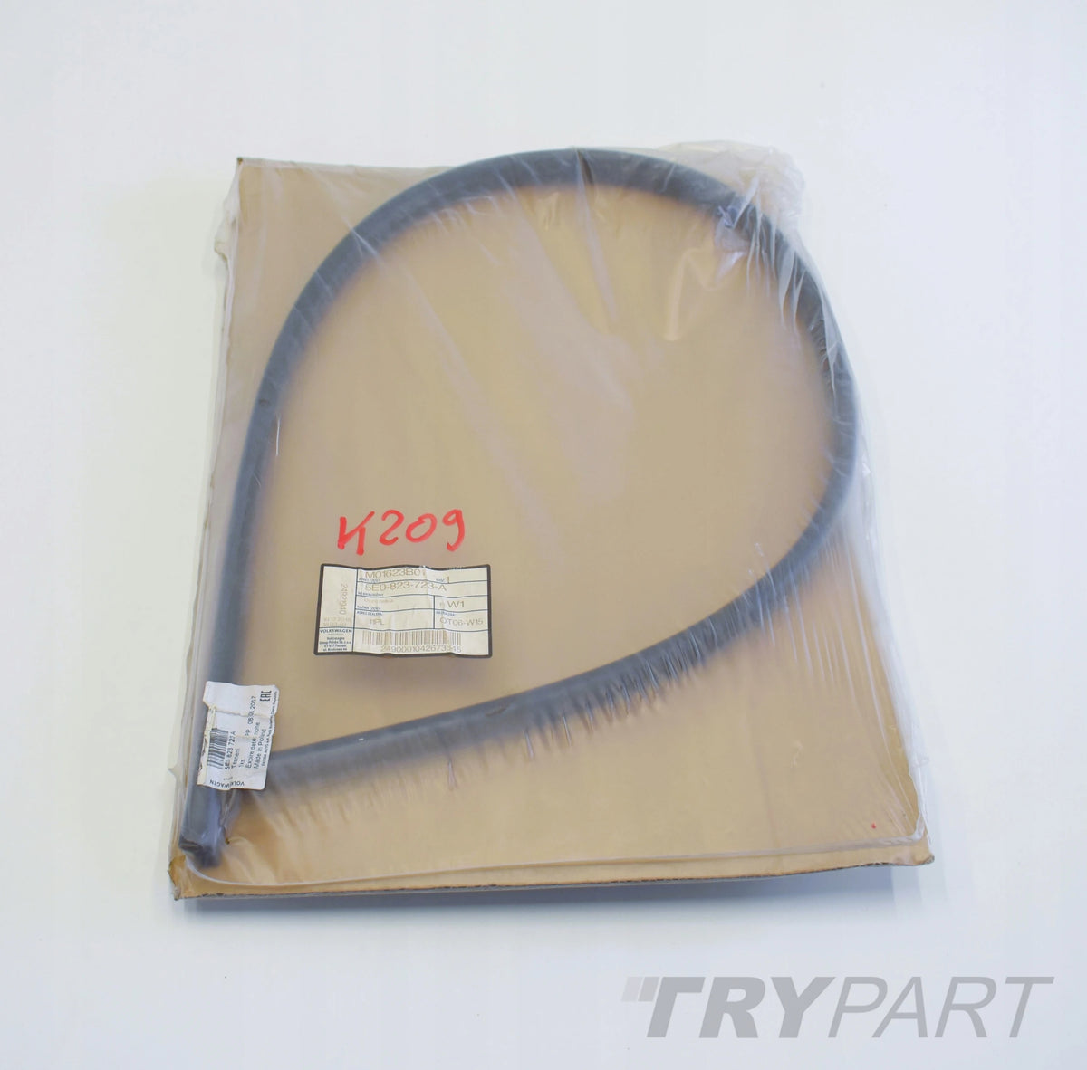 SKODA OCTAVIA III 5E0 HOOD SEAL ORIGINAL NEW