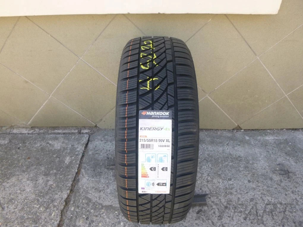 Hankook Kinergy 4S 215/55 R18 All-Season Tire