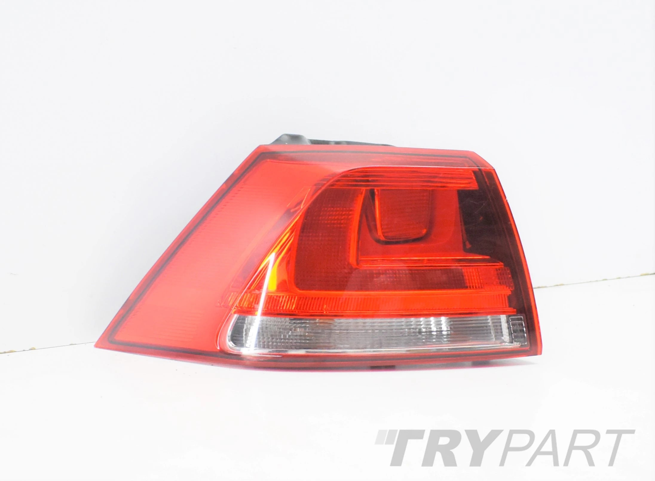 VW GOLF VII 5G0 LEFT REAR LIGHT ORG EU HB