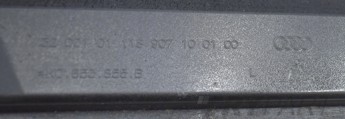 AURI RS6 C8 LEFT SILL COVER ORG CARBON FIBER