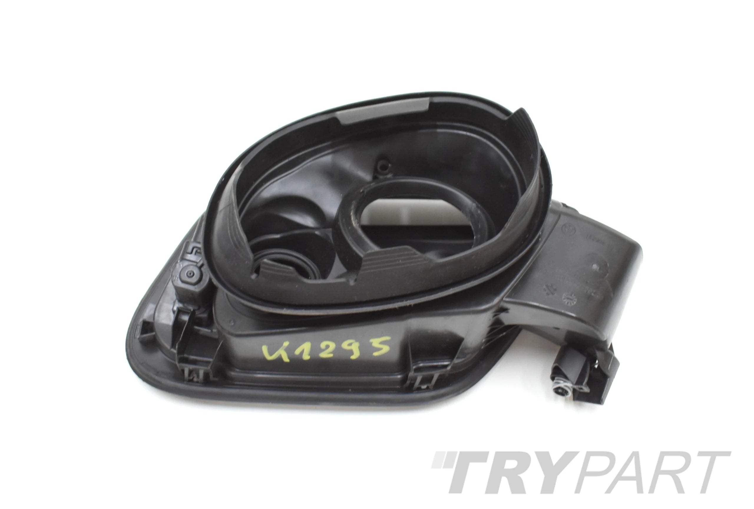 BMW 1 F40 Fuel Filler Flap Socket ORG