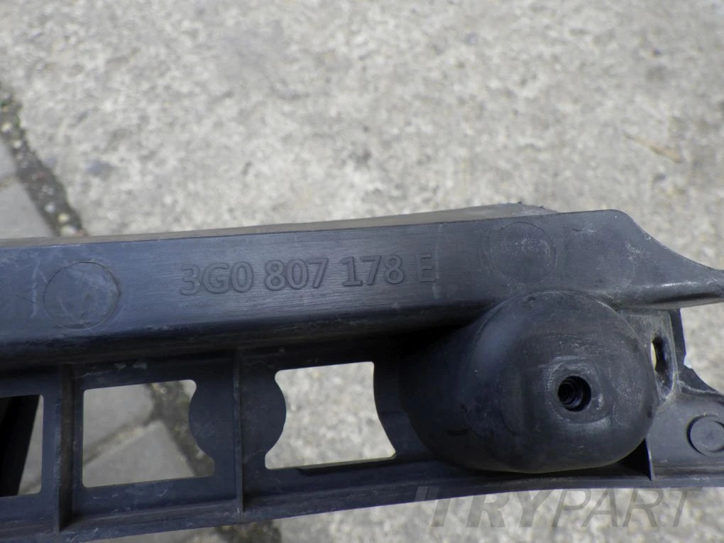 VW PASSAT B8 3G0 LIFT GTE R LINE 19- Front Bumper Skid Plate Right