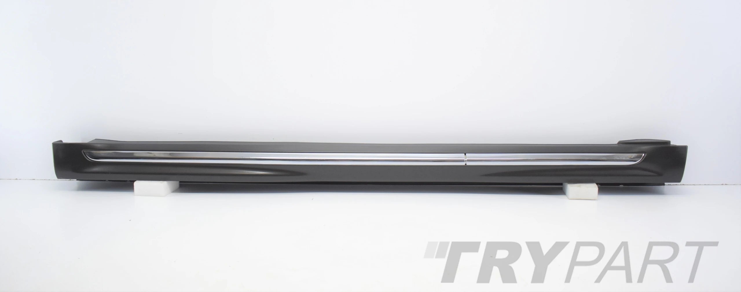 SUZUKI SX4 DOOR SILL STRIP, LEFT SILL, COMPLETE CHROME!