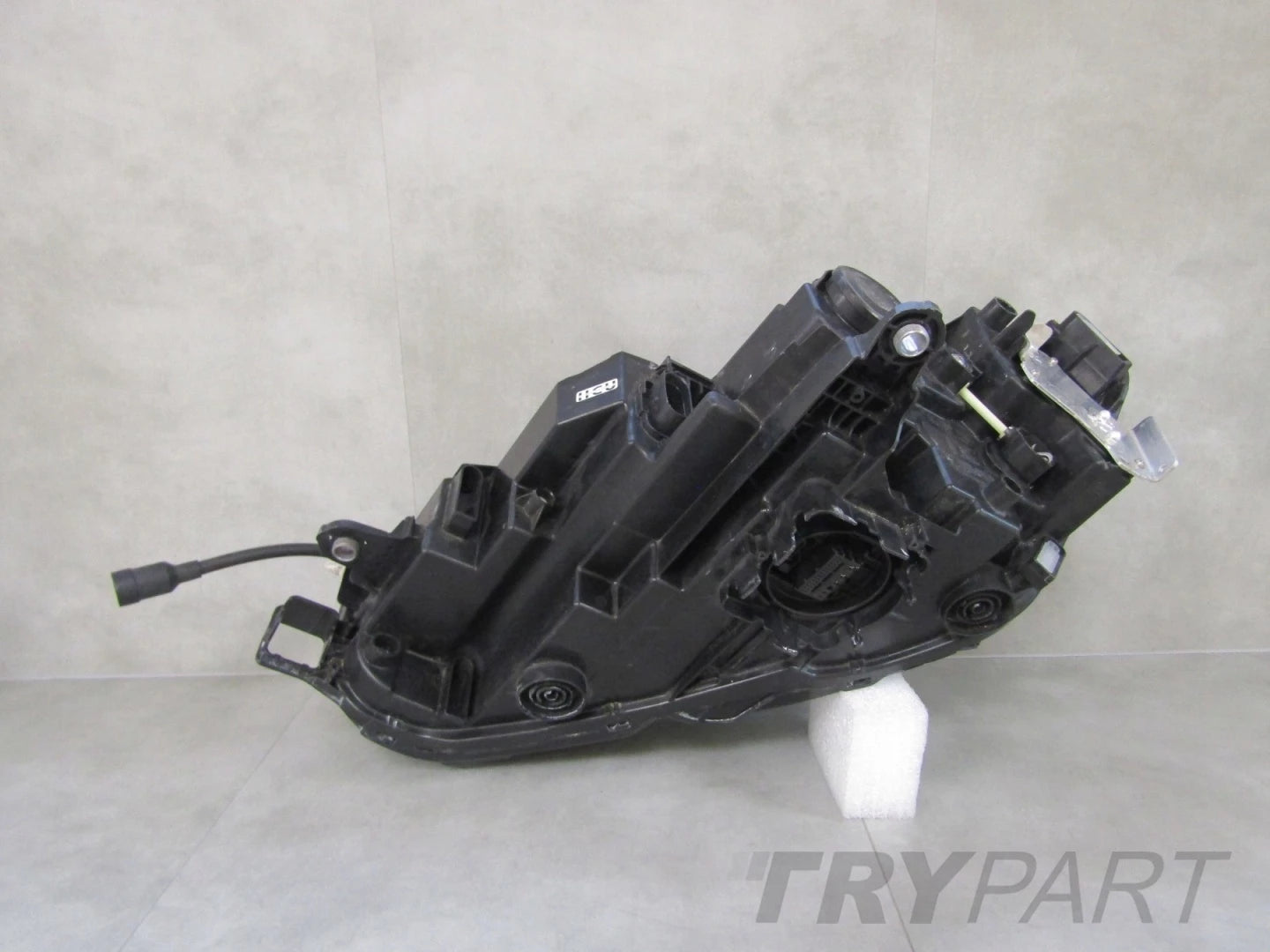 SKODA SUPERB IV LED HEADLIGHT 3P1 23- RH 3P1941016