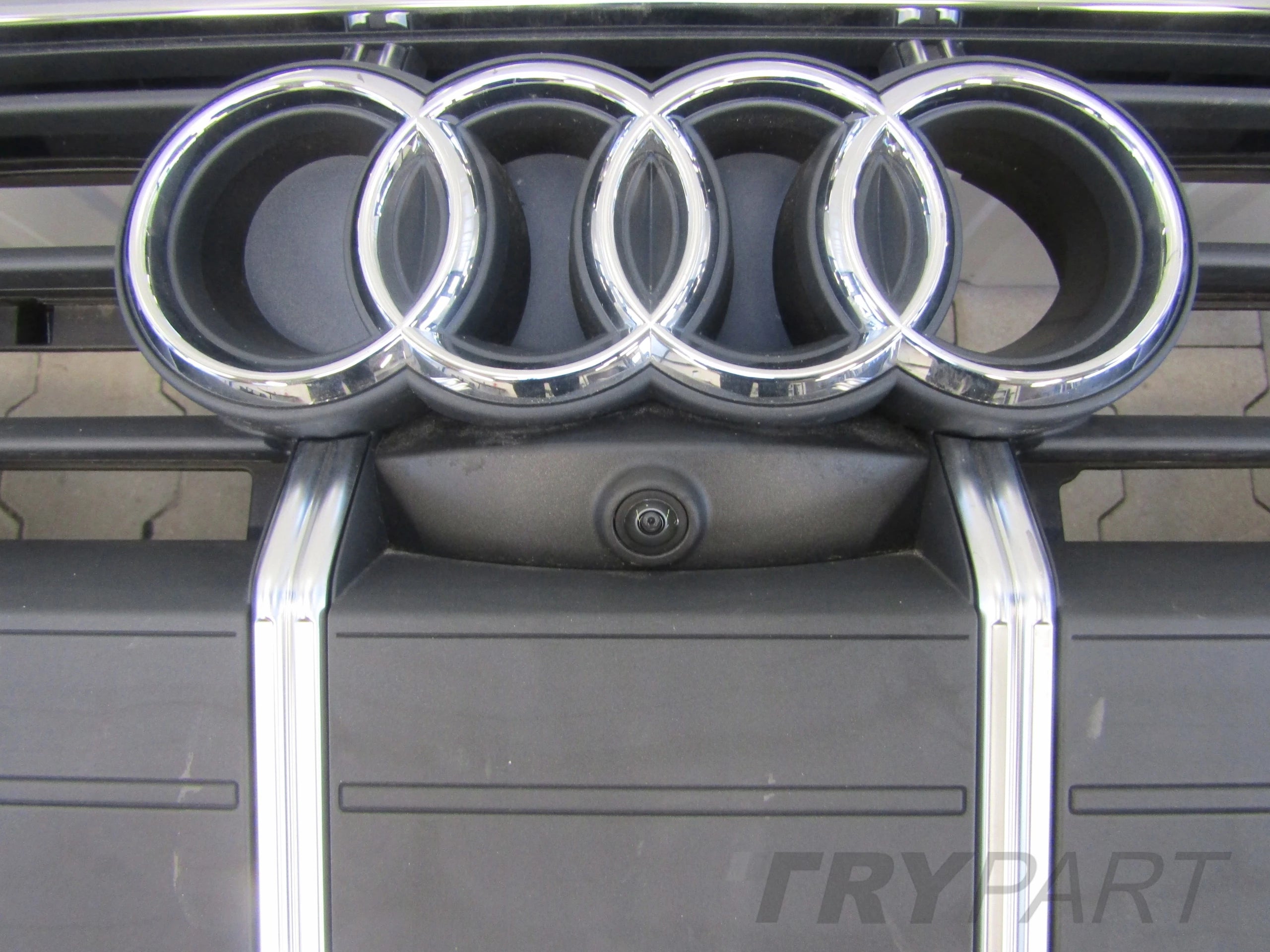 Front Bumper Audi A6 C8 4K0 Allroad 18- (Camera)