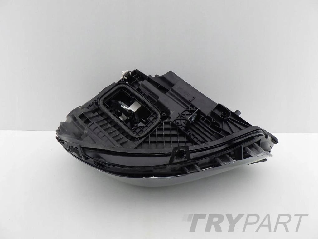 MERCEDES CLA 118 W118 LIFT FULL LED PERFORMANCE 23- left front lamp