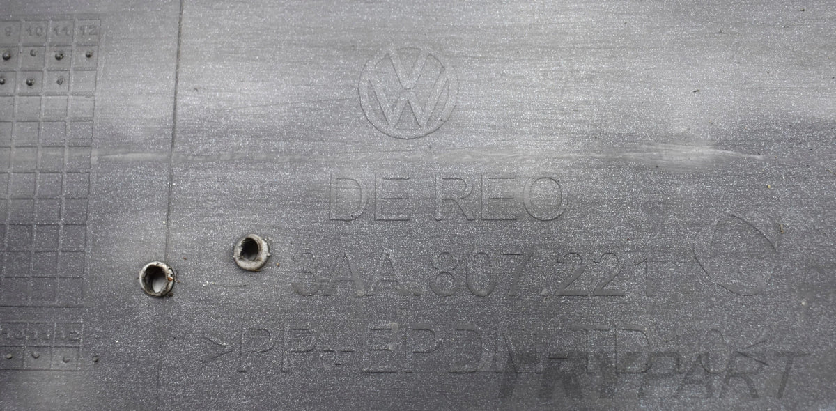 VW PASSAT B7 3AA FRONT BUMPER ORG