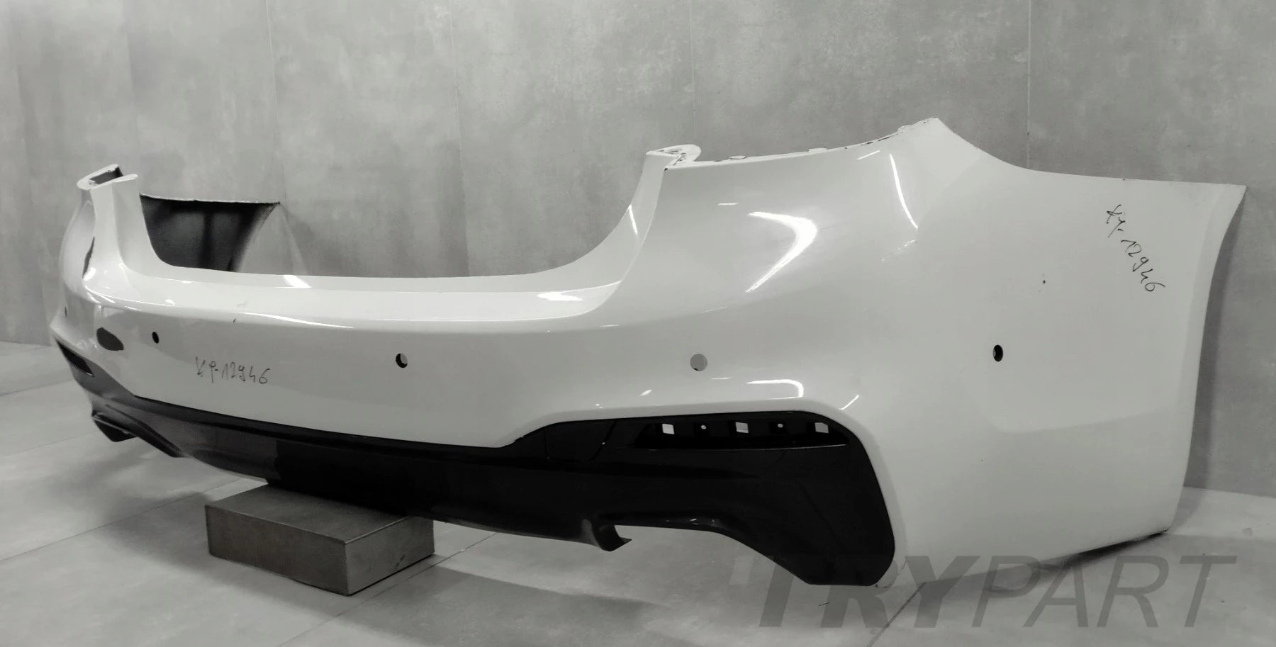 Rear Bumper for BMW 5 G30 M-Package Sedan 17-20