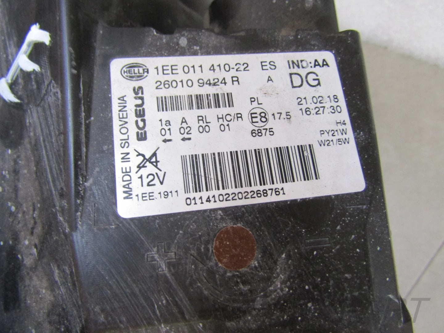 HEADLIGHT RENAULT TRAFIC 3 III STANDARD 14-19 RH 260109424R