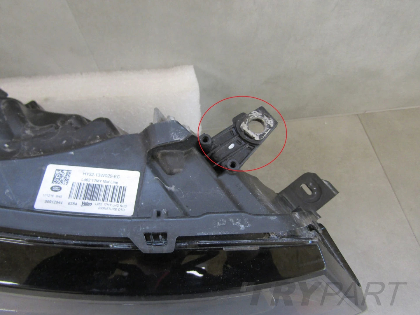 HEADLAMP LAND ROVER DISCOVERY V L462 LED 16- RH HY32-13W029-EC