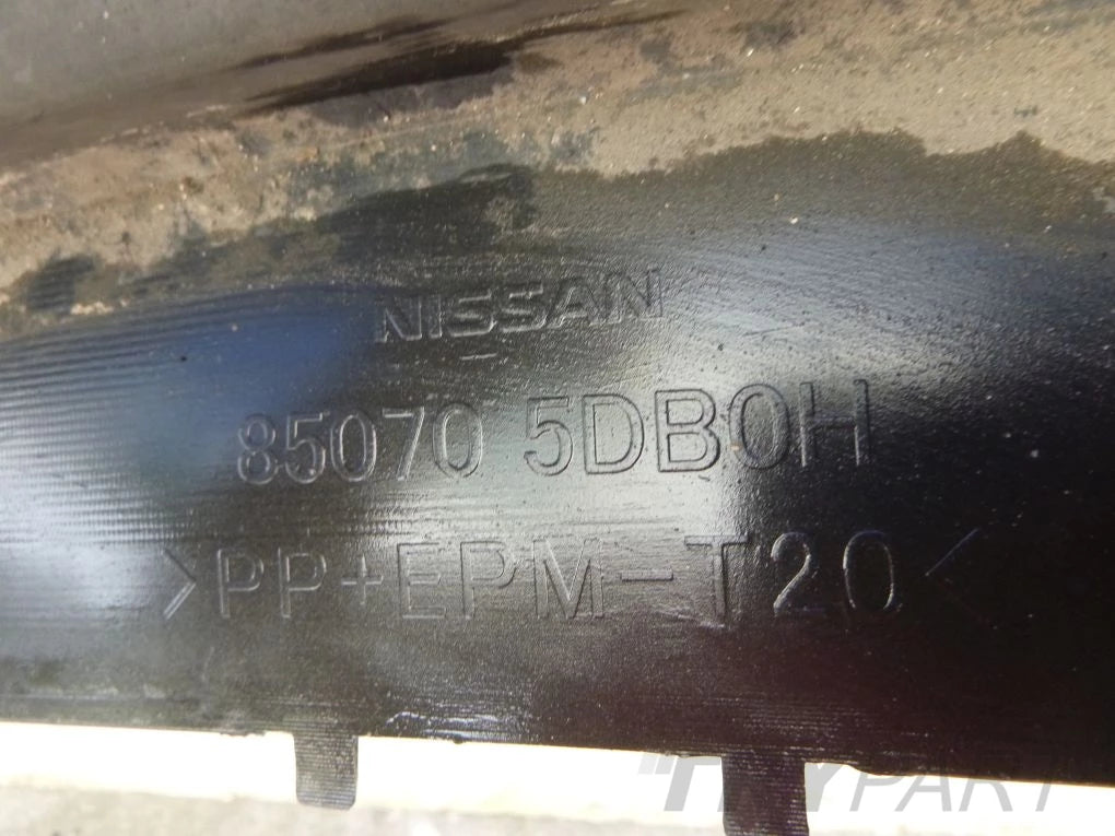 INFINITI Q30 bumper extension rear spoiler