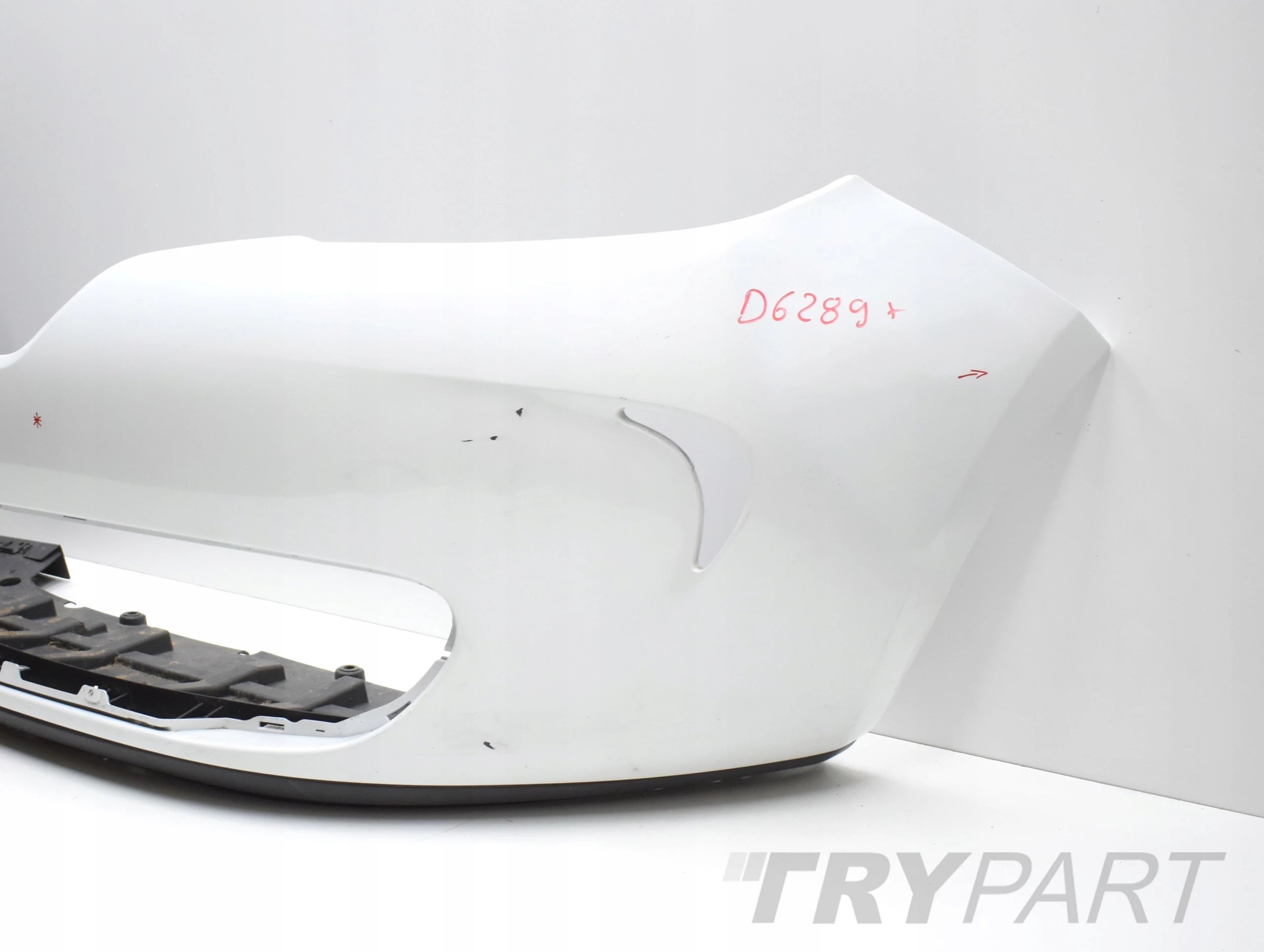 RENAULT ZOE Front Bumper + Lower Section