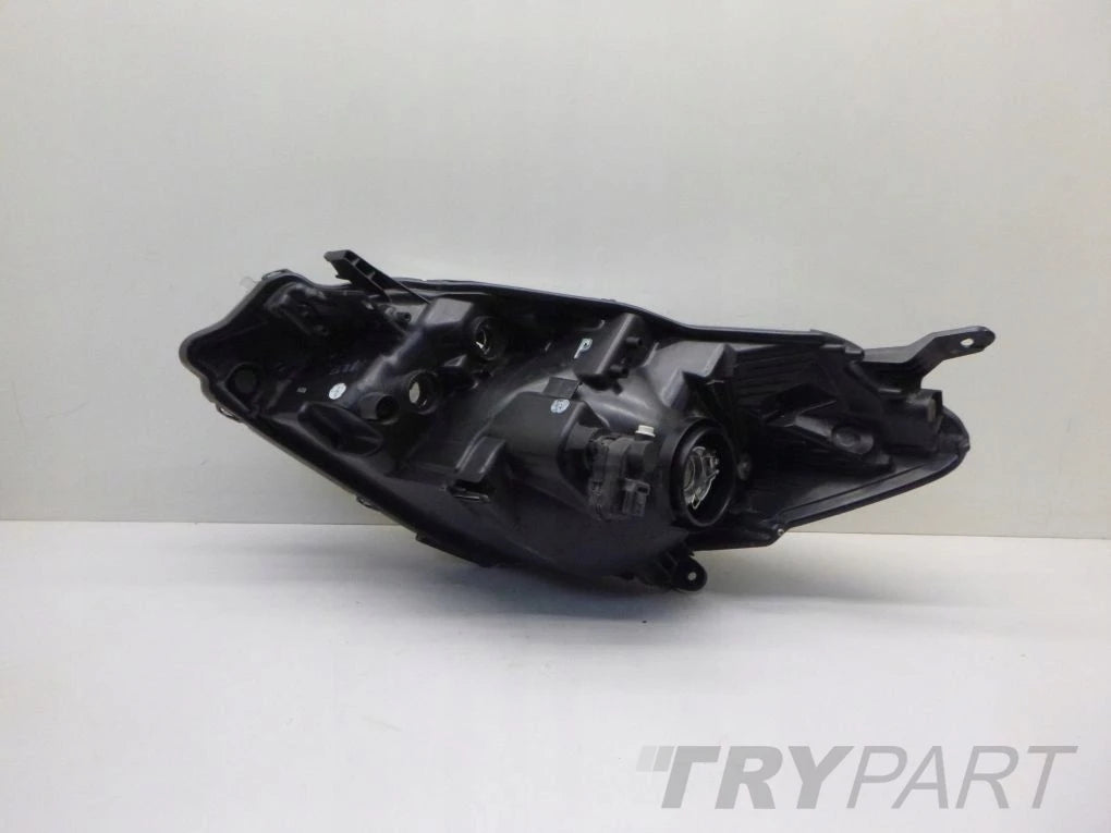 TOYOTA YARIS III LIFT 13- Right Headlight