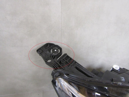 PEUGEOT 308 T9 LIFT 17-21 HEADLIGHT WITH REGULAR LENS RH RIGHT