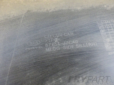 KIA XCEED X-CEED X CEED III 3 18- Right Sill Strip
