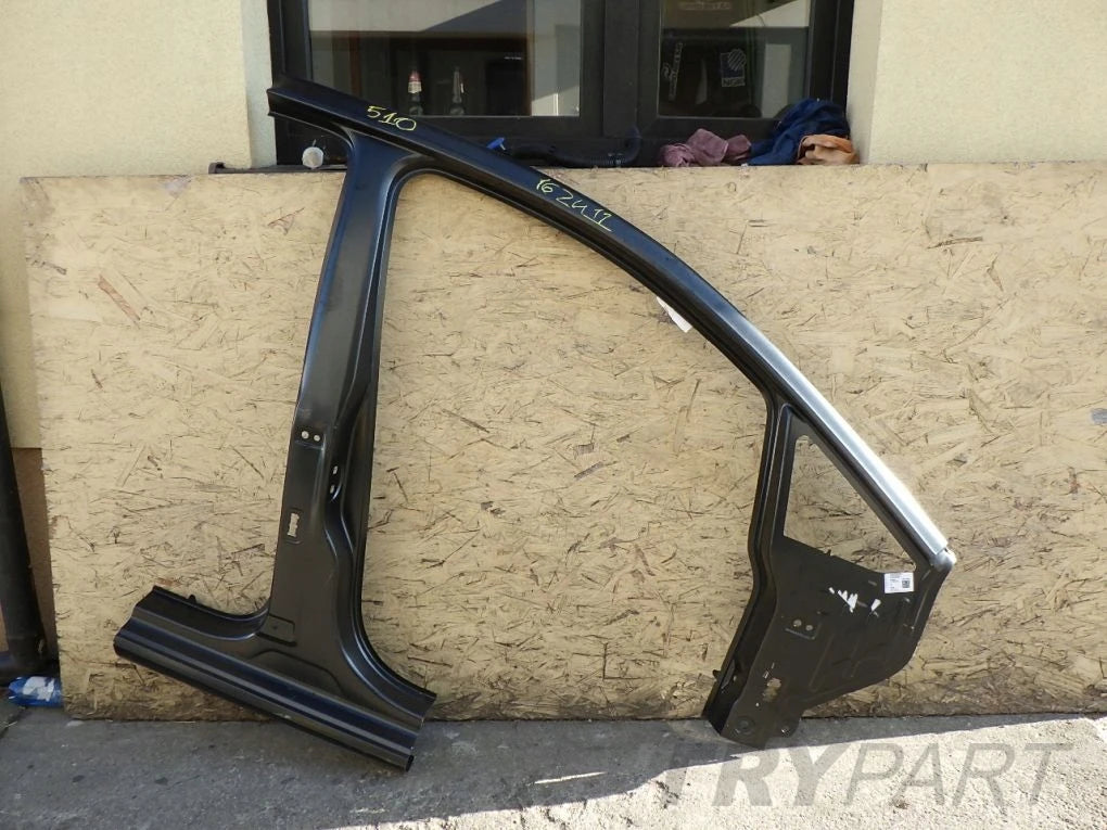 VW GOLF SPORTSVAN 510 14- Right Pillar Trim