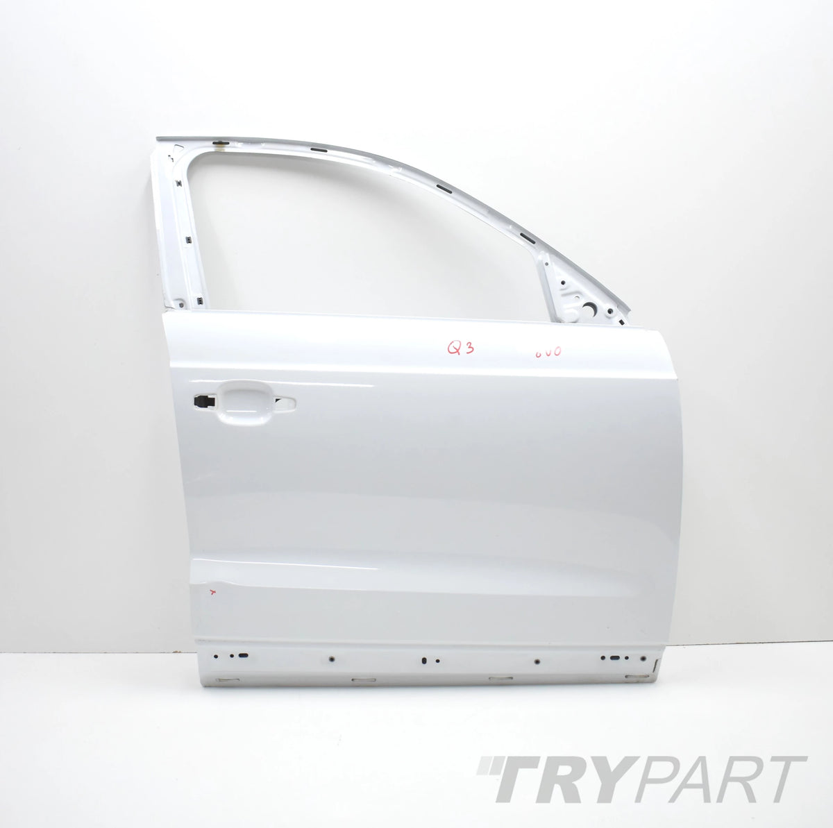AUDI Q3 8U0 PASSENGER SIDE FRONT DOOR ORG