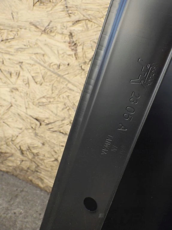 RENAULT LAGUNA 3 III 07- front left fender