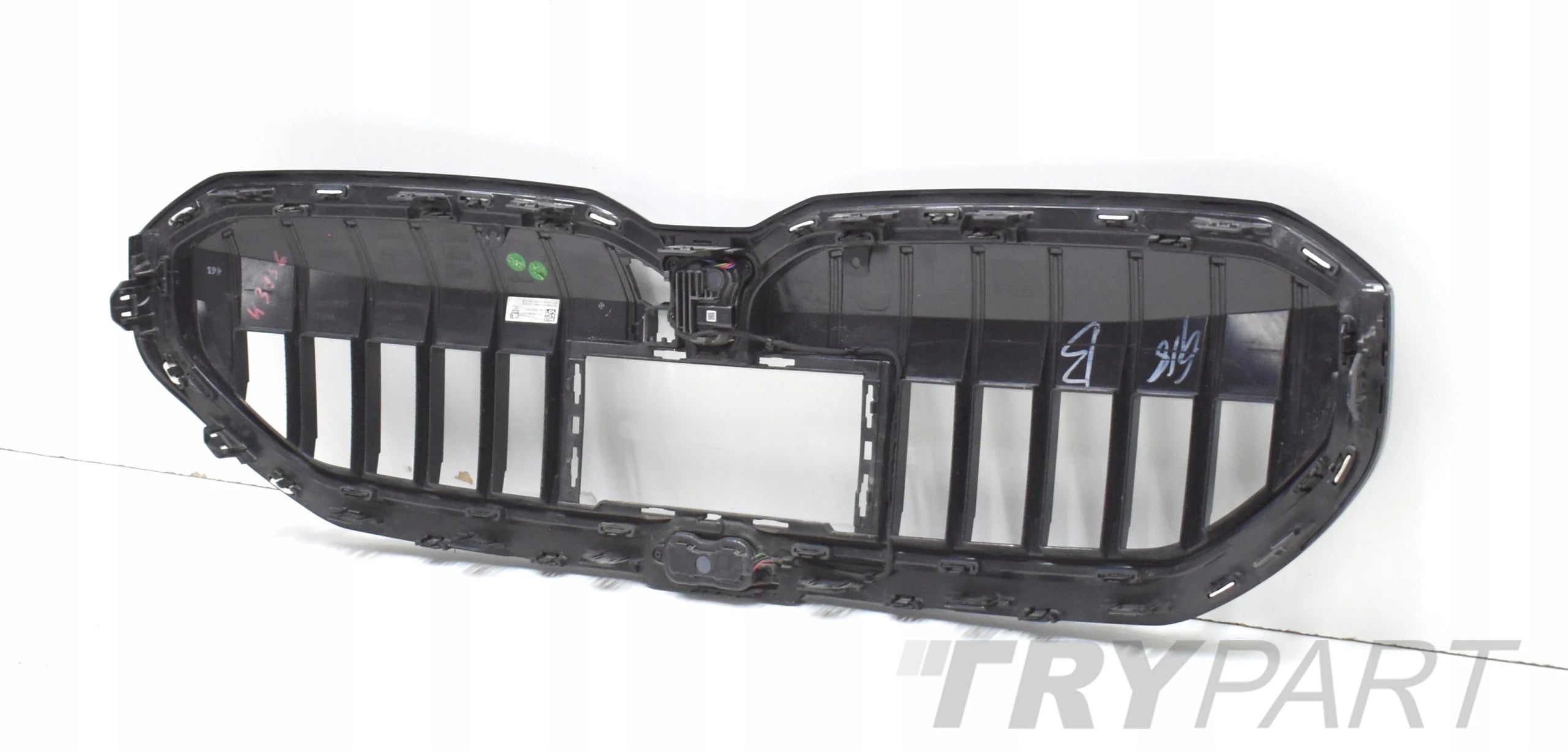 BMW G60 G61 Kidney Grille OEM LED