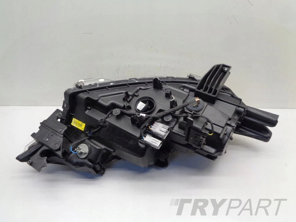 MITSUBISHI OUTLANDER III 3 LIFT FULL LED 18- left