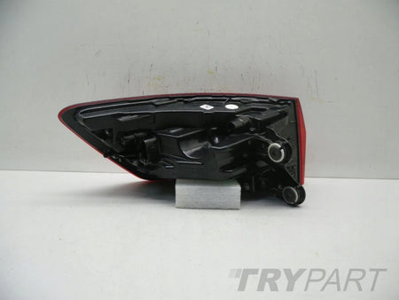 AUDI A4 B9 8W9 MATRIX LIFT KOMBI Rear Tail Light Right