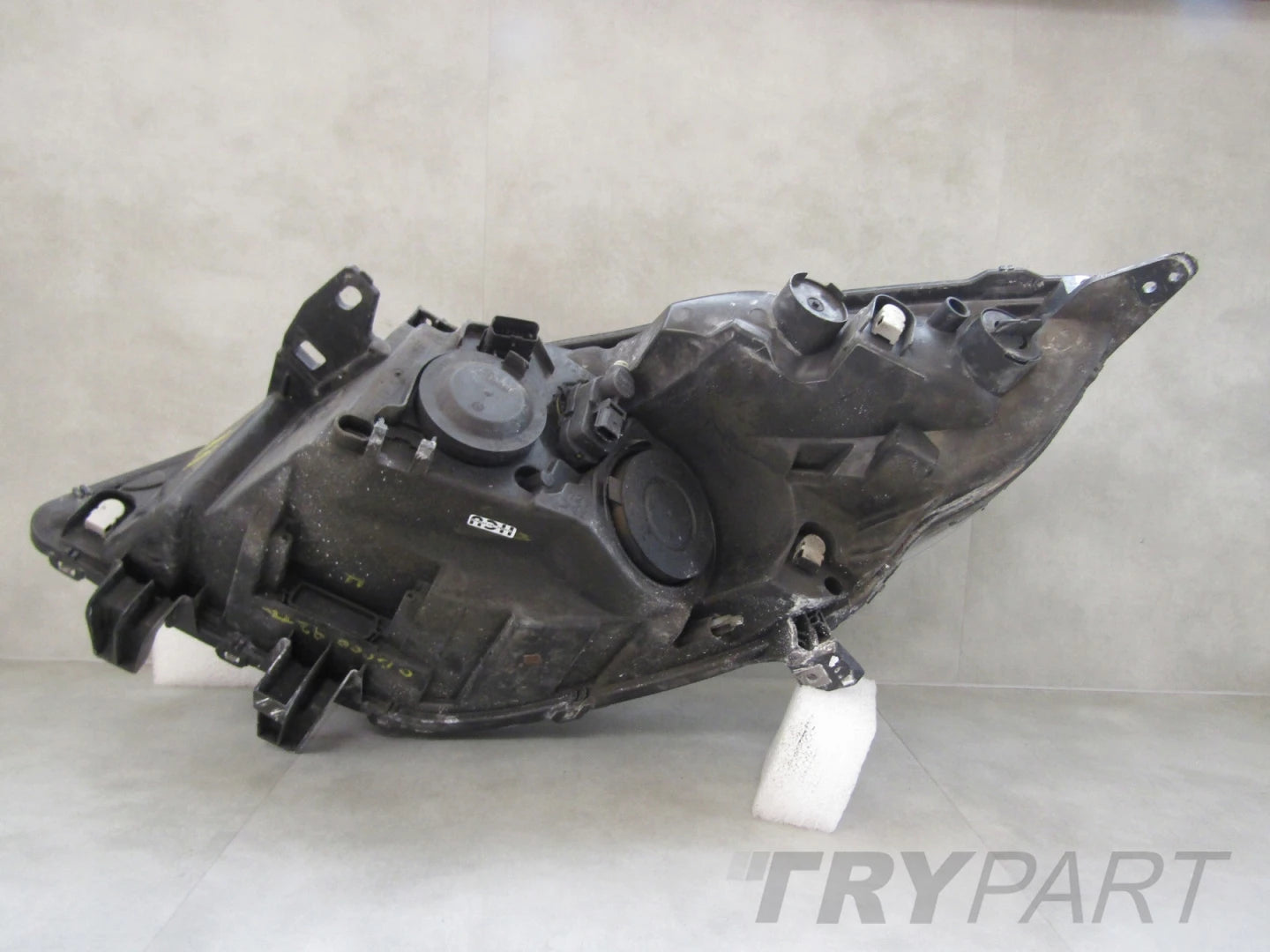 HEADLIGHT RENAULT SCENIC III STANDARD 09-13 RH 260100023R