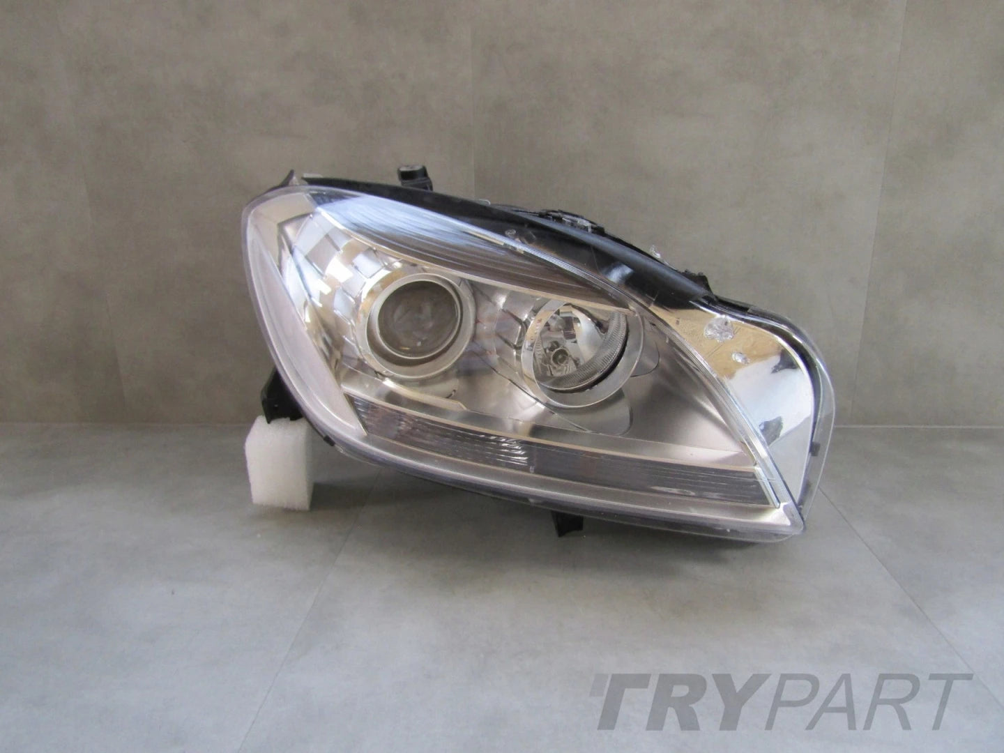 MERCEDES ML W166 HEADLIGHT STANDARD LENS 11-15 RH A1668206759