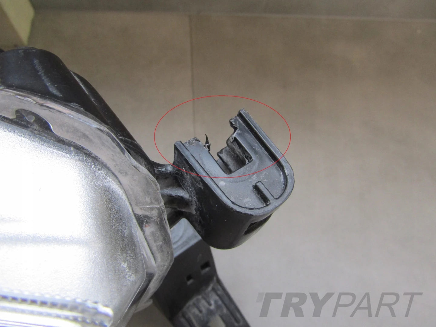 Headlight Toyota Hilux 8 VIII LED LENS 15- RH